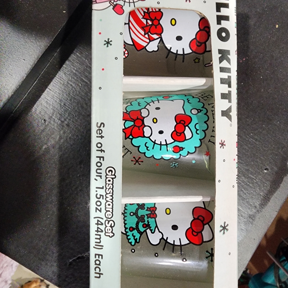Hello kitty Shot glasses